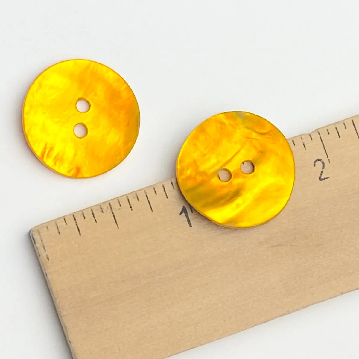 3/4" Golden Yellow Pearl Shell 2-hole Button, 4 for $7.10   #340703-D