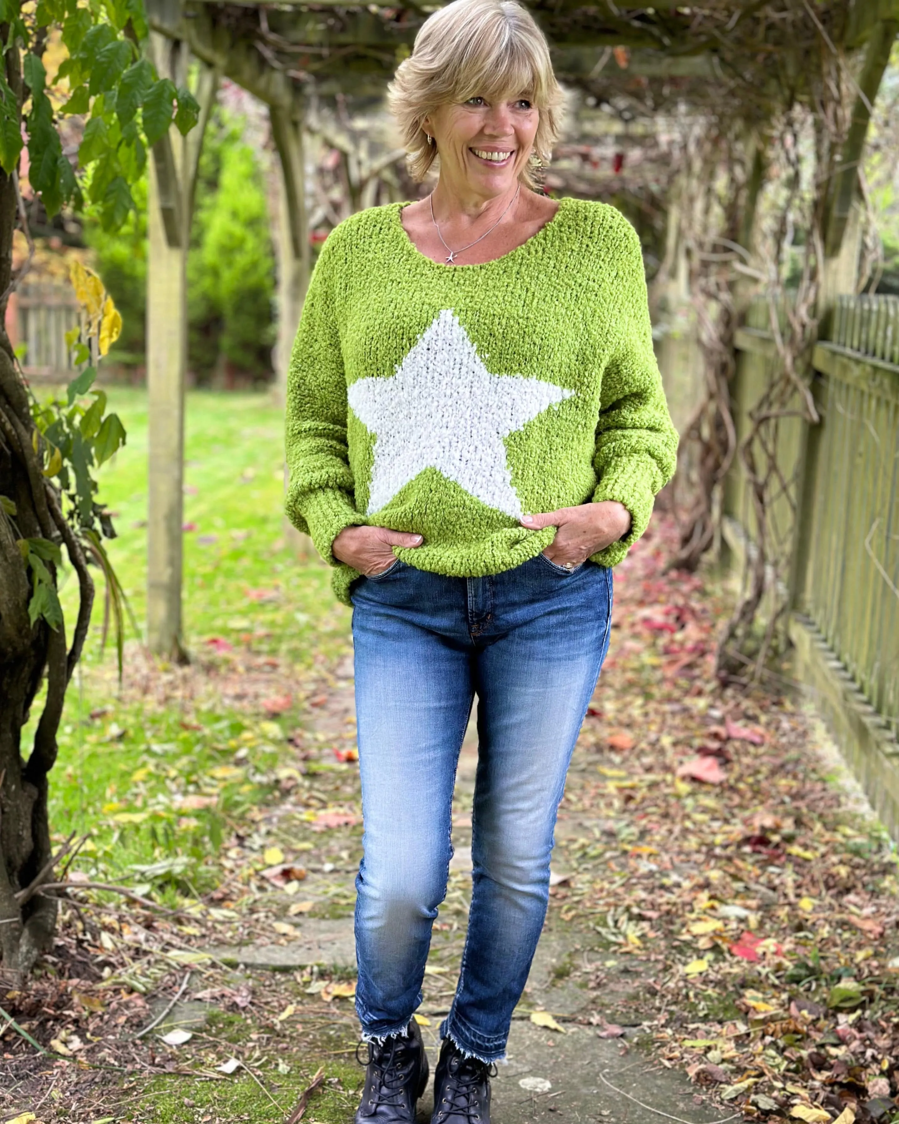 Alpaca Wool Mix Boucle Star Jumper - Green