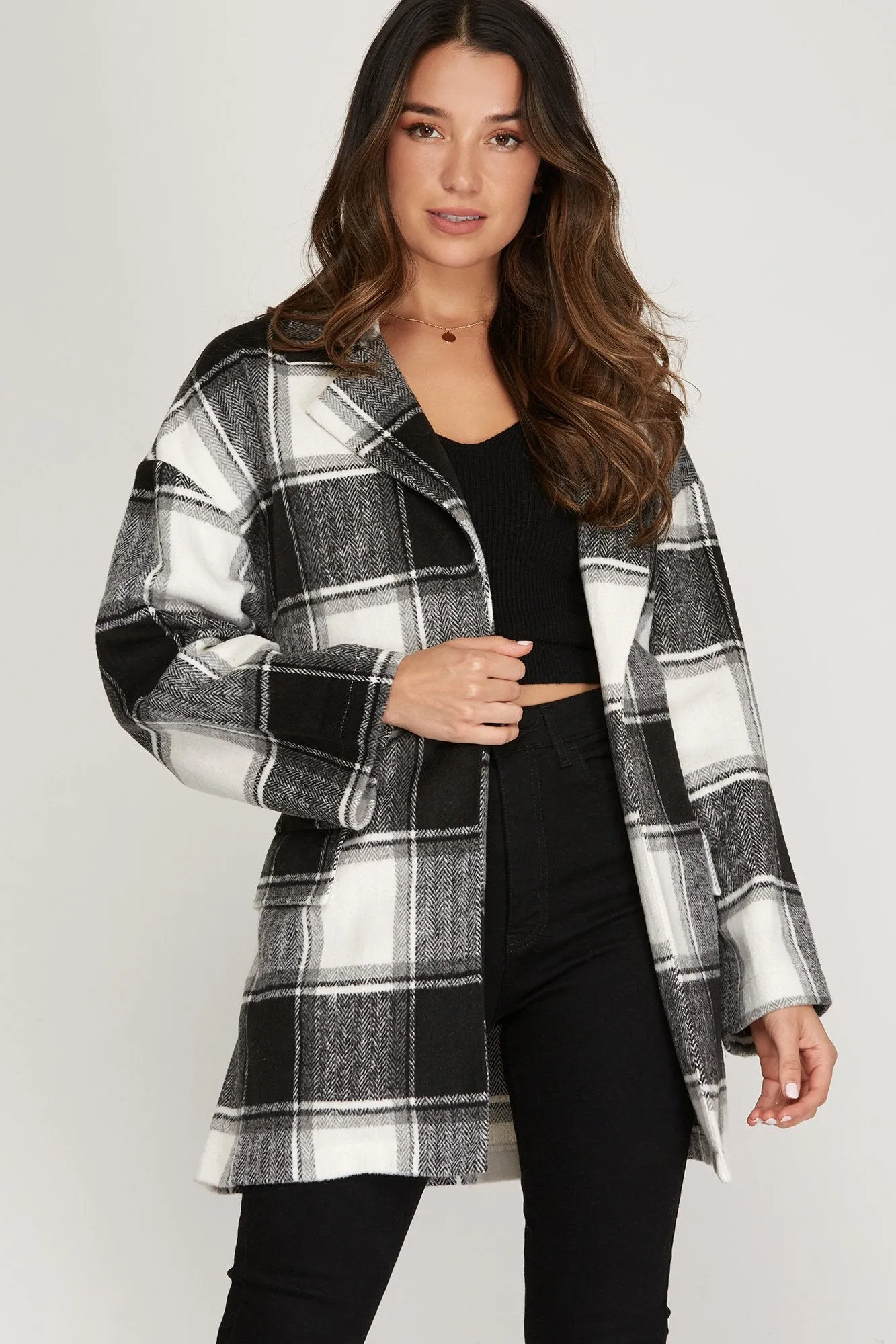 Belted brushed checkered coat with pockets