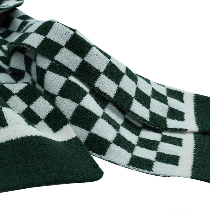 CHECKERED KNIT SCARVES