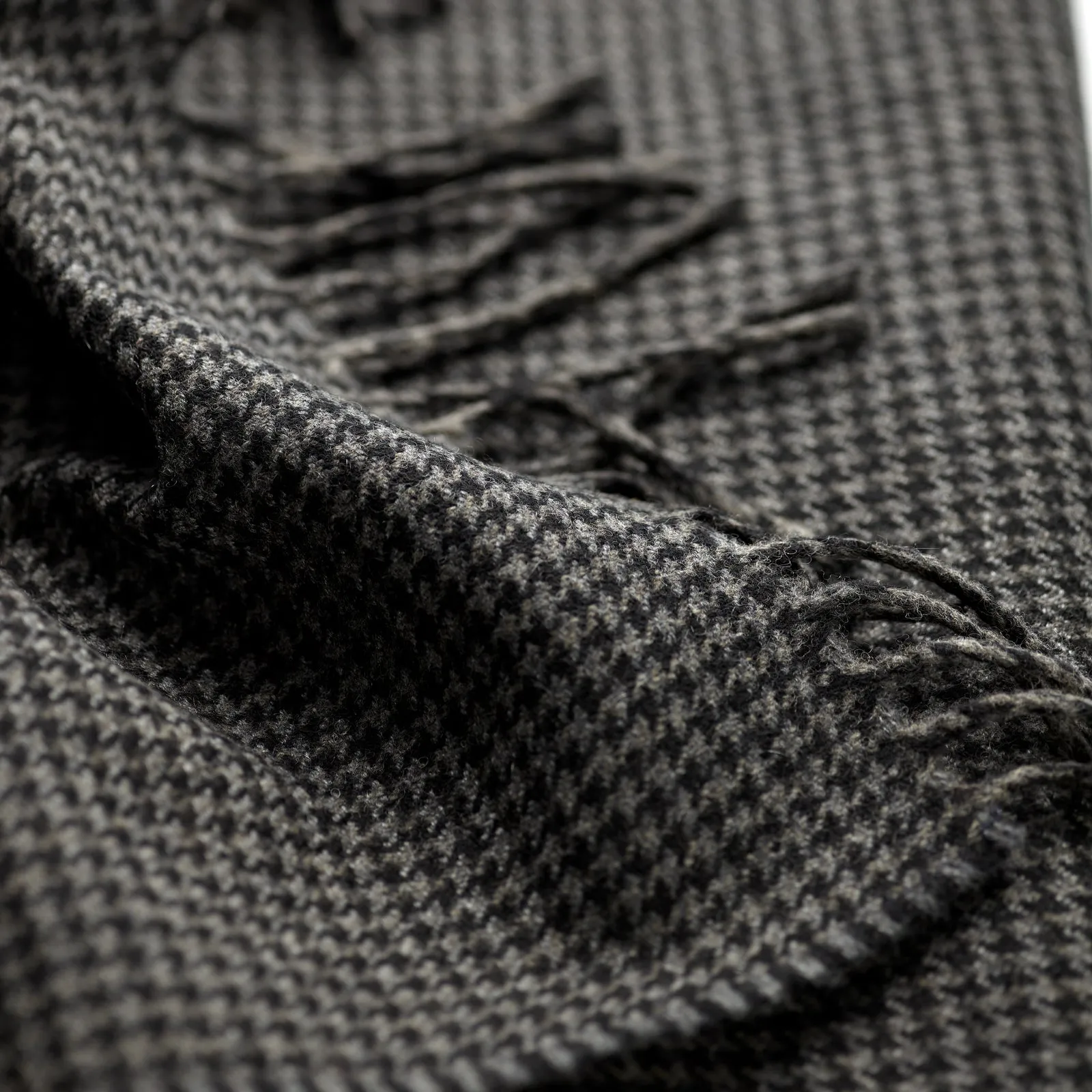 Fox Brothers Merino/Cashmere Grey Houndstooth Scarf