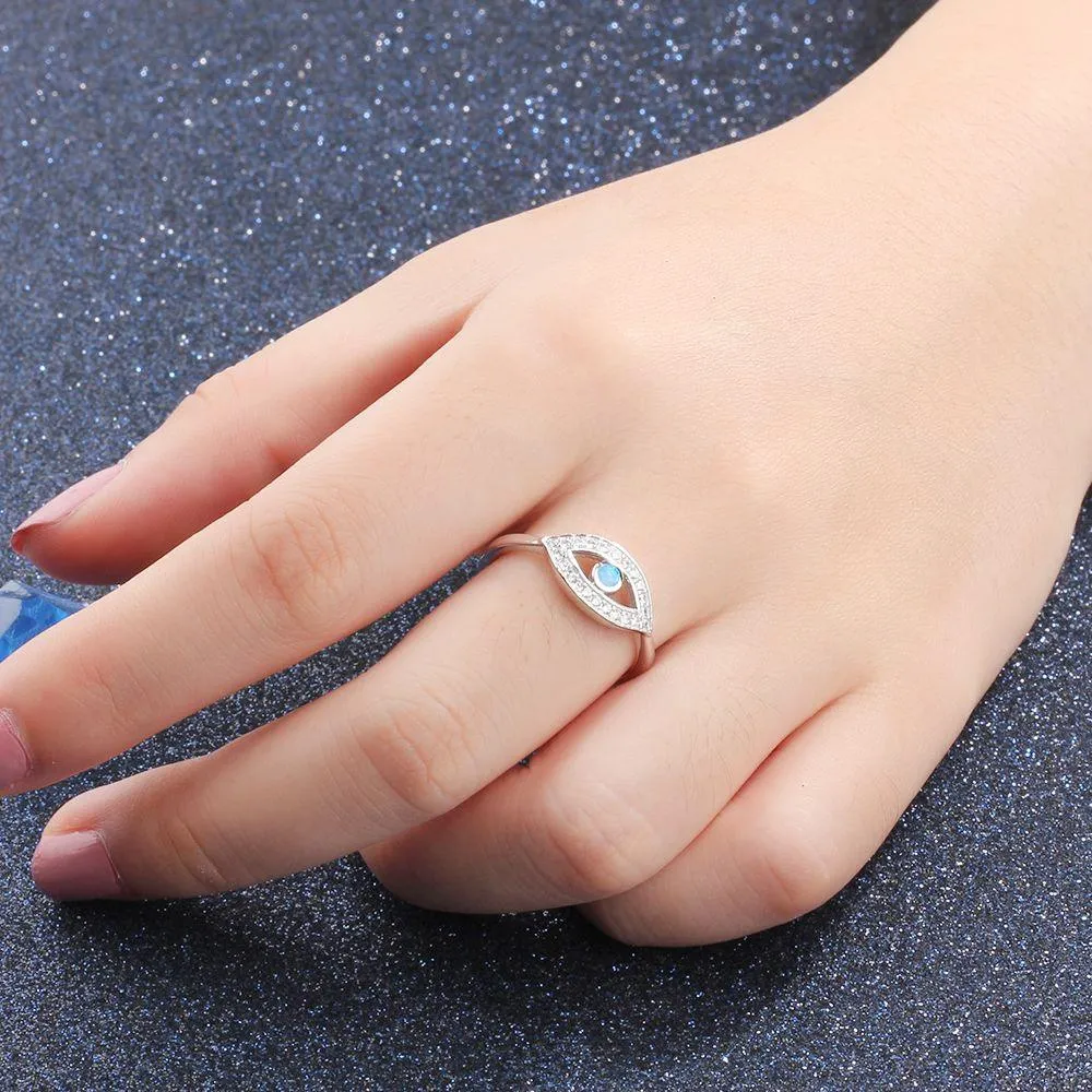 Lively Silver Stone Engraved Ring For Women