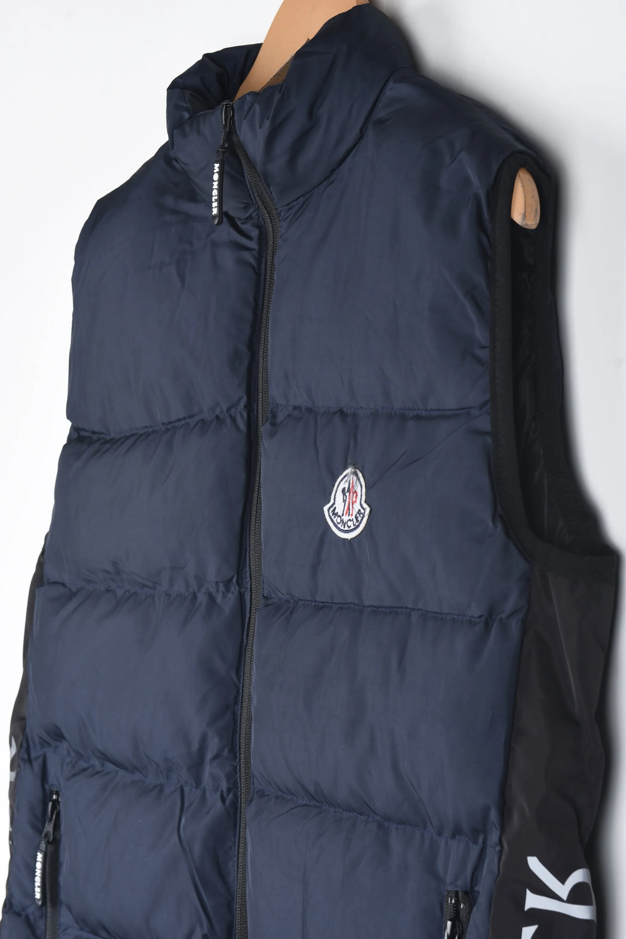 MONCLER PUFFER GILET