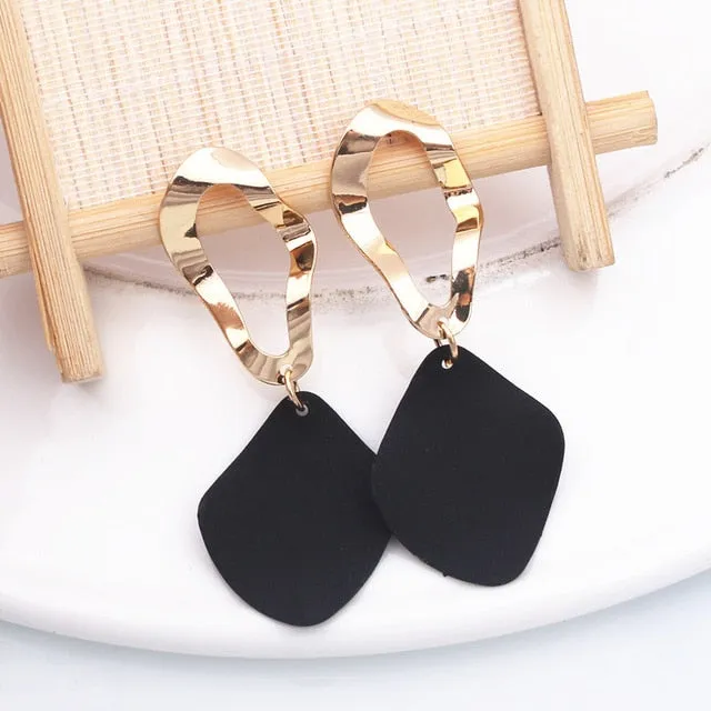 New Fashion Statement Earrings Green White Red Geometric Drop Earrings for Women Punk Metal Earring Trendy Jewelry Elegant