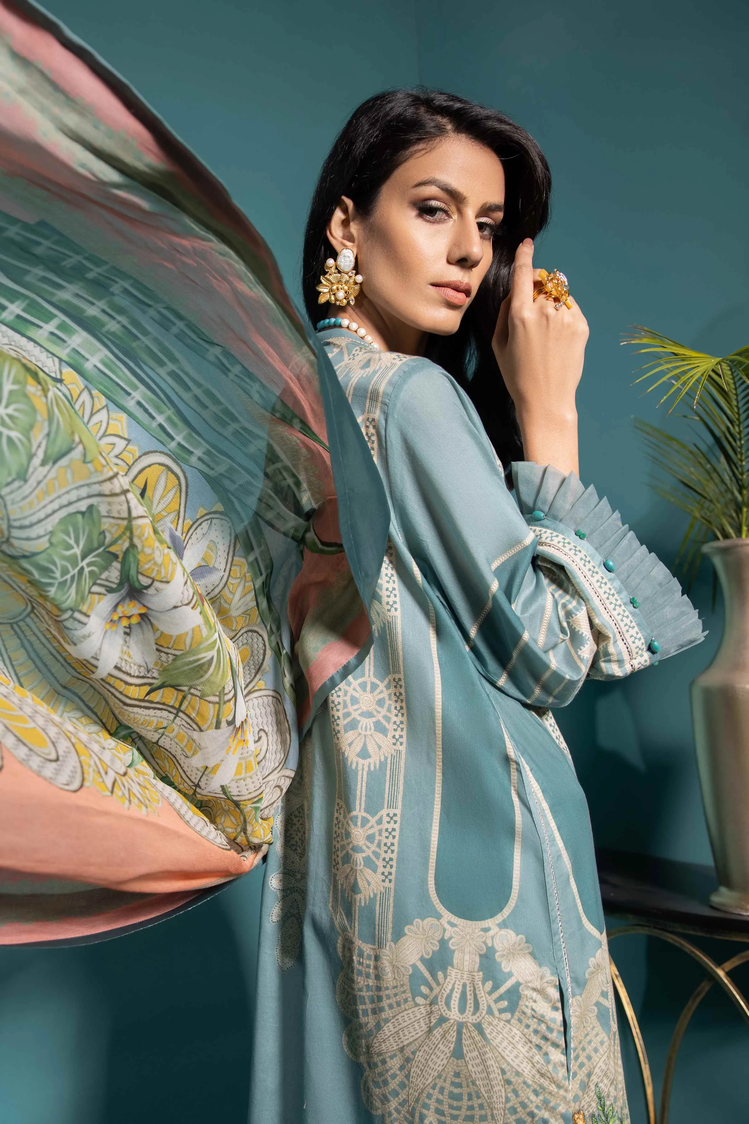 Sapphire Lawn Collection 2021 – Signature Series · Lima