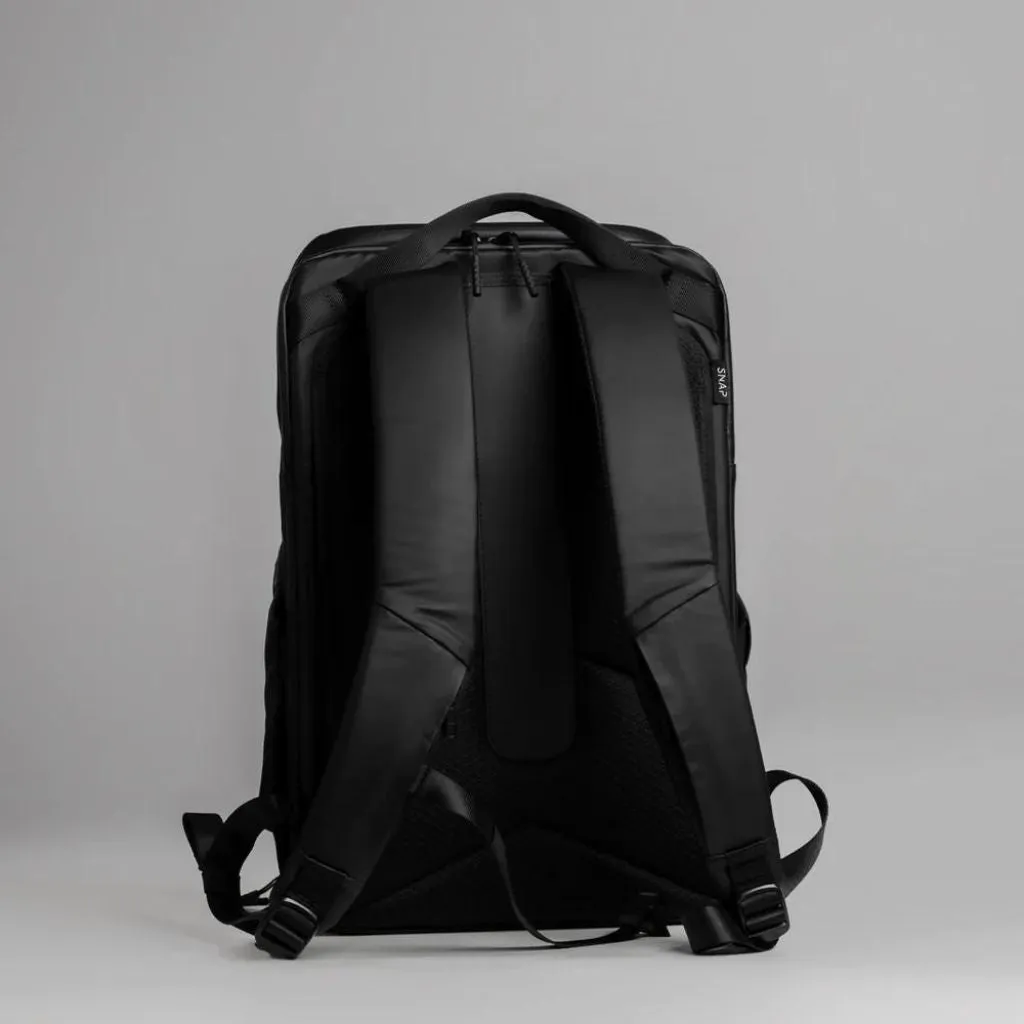 SnapWireless Trvlr 15.6" Laptop Backpack - Black