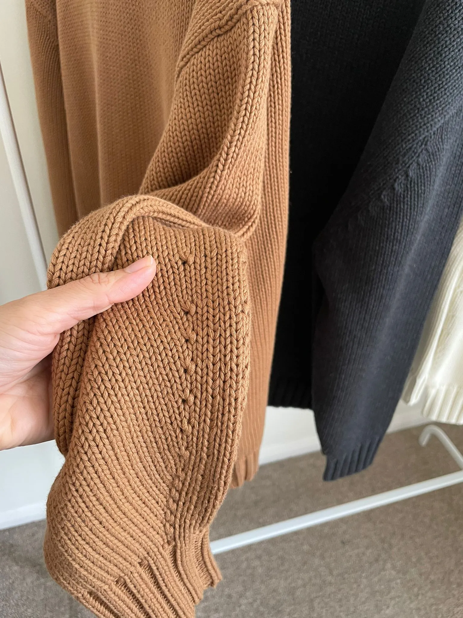 The Staple Cardigan - Hazelnut