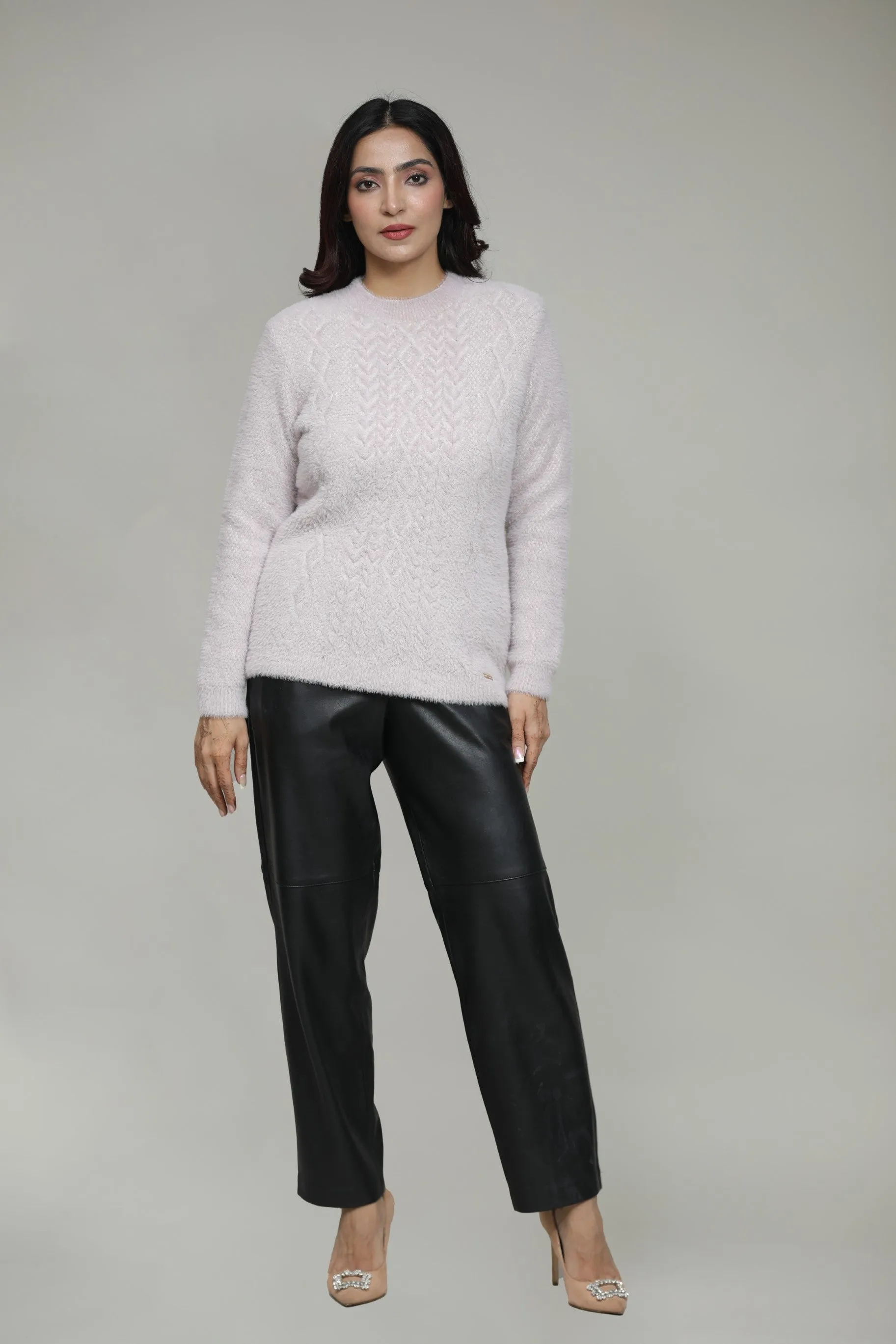 Women Round Neck Woolen Top