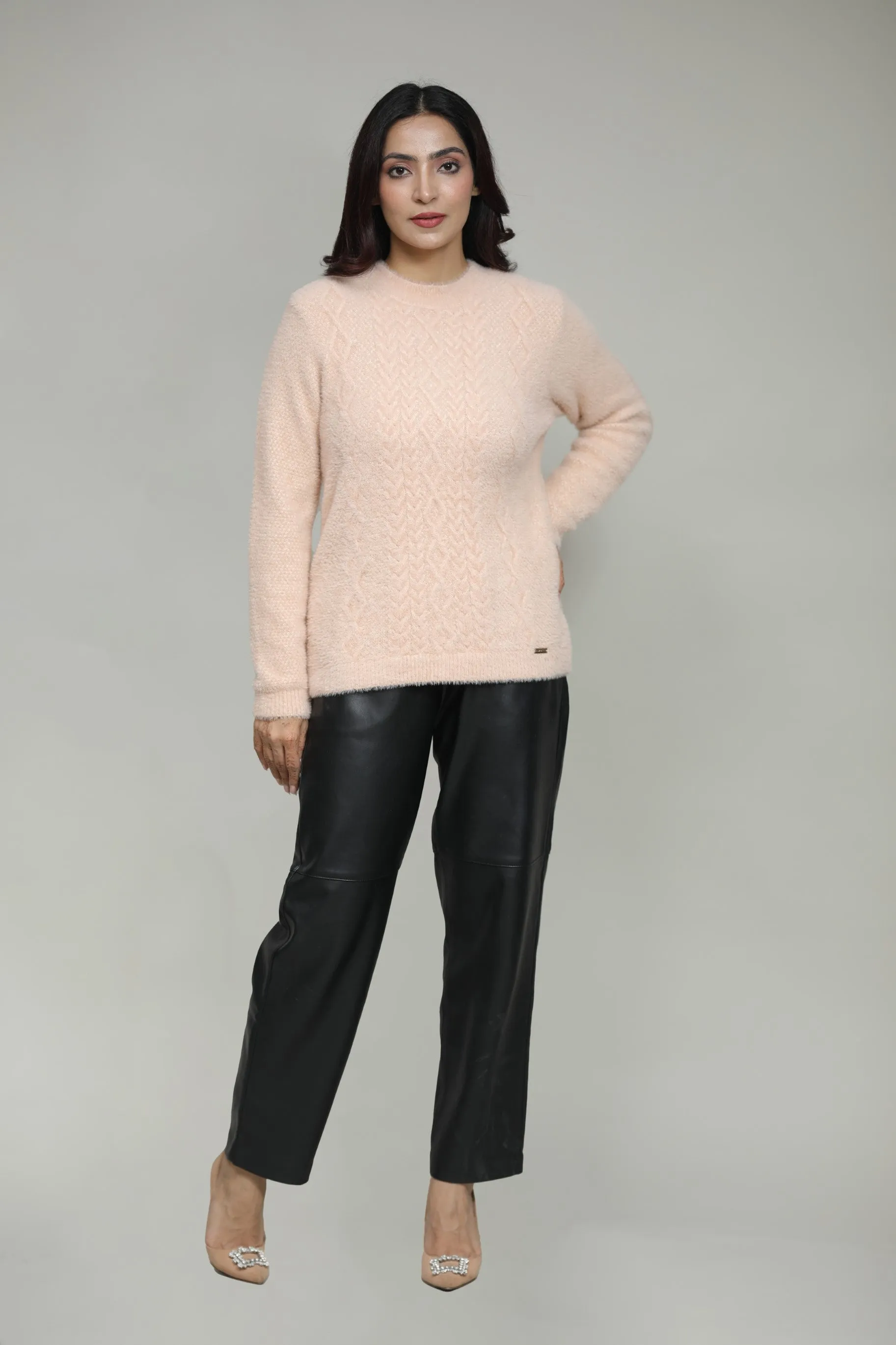 Women Round Neck Woolen Top